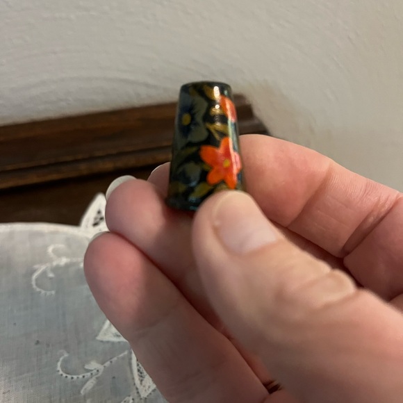 Floral Painted Thimble - Picture 1 of 5